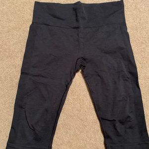 Lululemon crop leggings